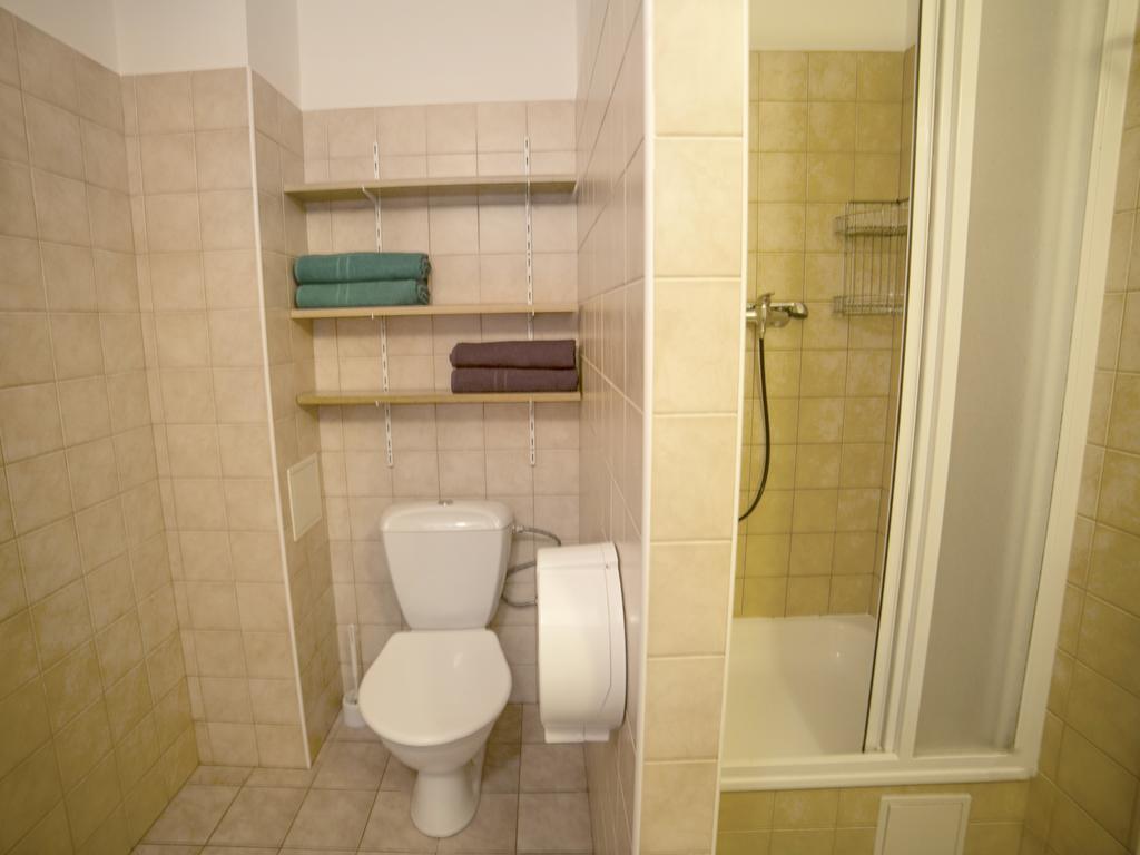 Dizzy Daisy Hostel Praga Habitación foto