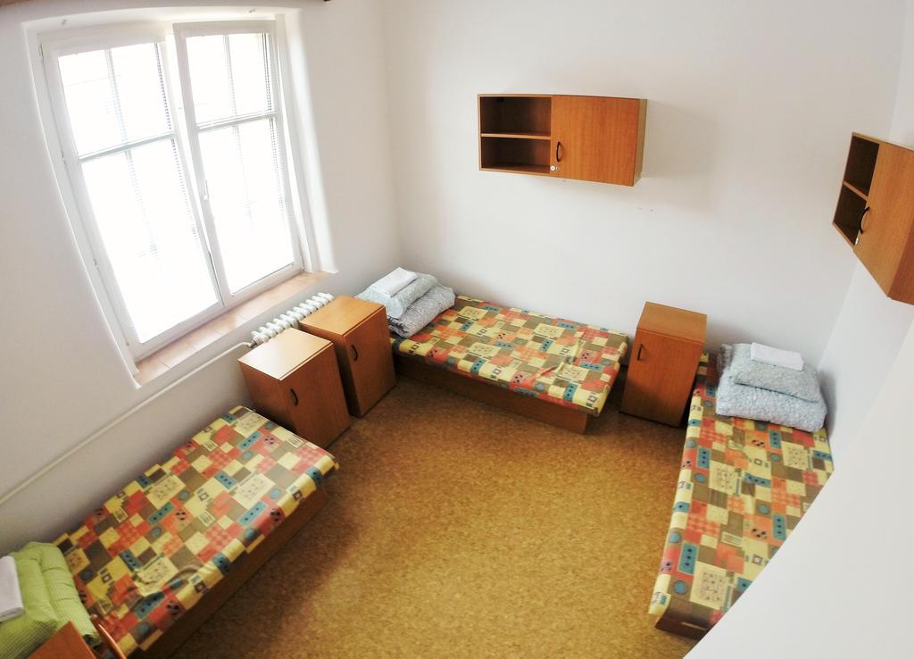 Dizzy Daisy Hostel Praga Habitación foto